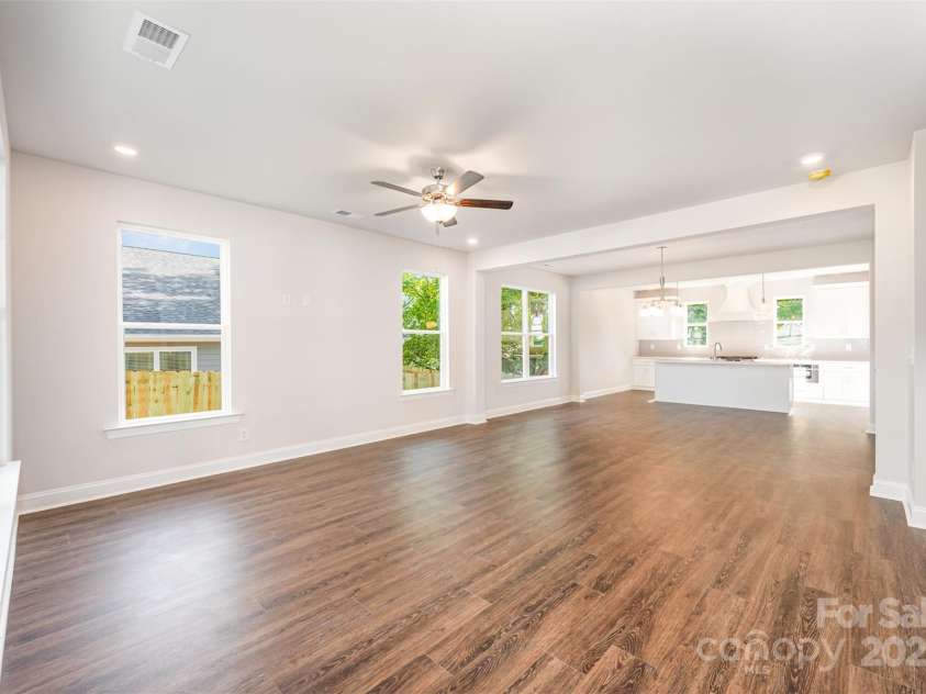 110 Walters Street, Huntersville, NC 28078.  MLS# CAR4225446, YatesRealty ID 13276. 