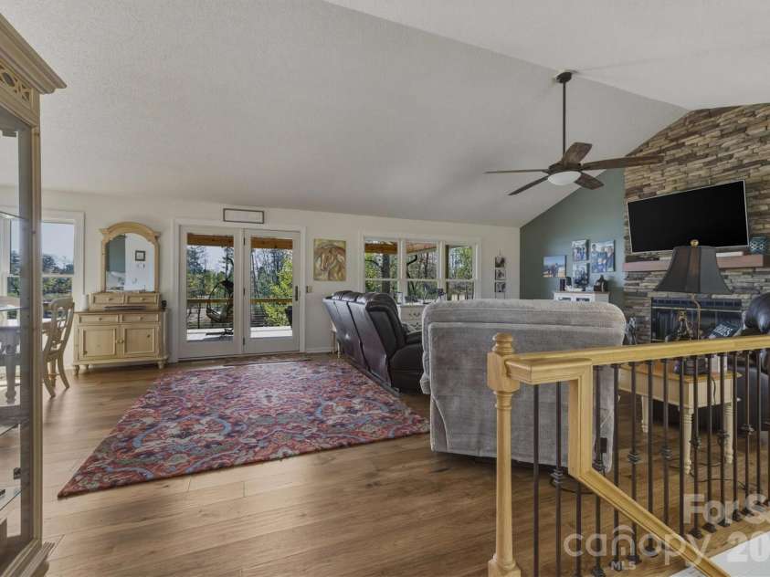 2761 Hemlock Court, Nebo, NC 28761.  MLS# CAR4355574, YatesRealty ID 13276. 