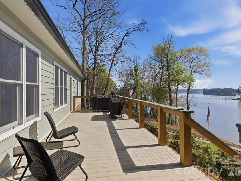 2761 Hemlock Court, Nebo, NC 28761.  MLS# CAR4355574, YatesRealty ID 13276. 
