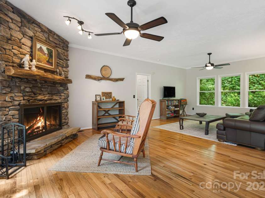 28 Back Stage Pass, Canton, NC 28716.  MLS# CAR4284833, YatesRealty ID 13277. Handsome rock fireplace.