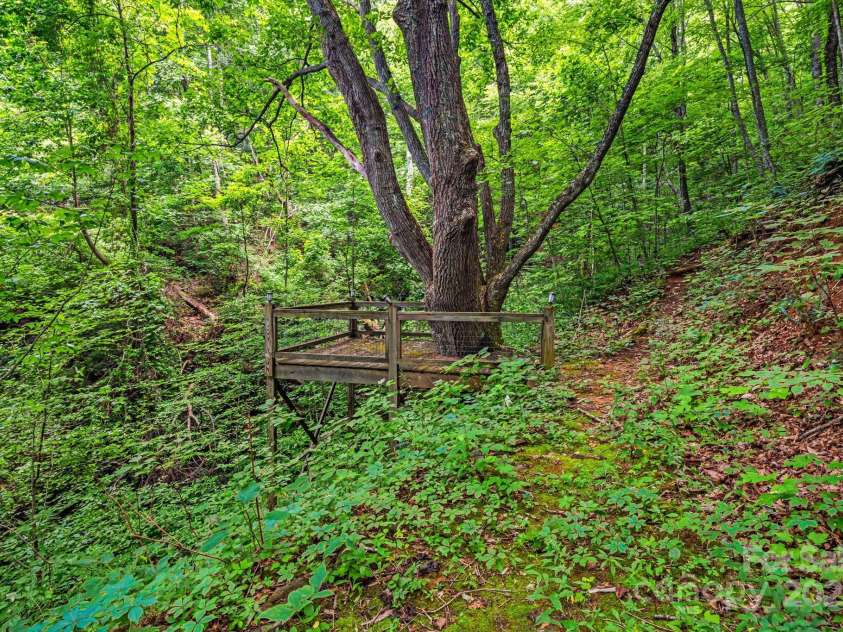 28 Back Stage Pass, Canton, NC 28716.  MLS# CAR4284833, YatesRealty ID 13277. Walking trails!