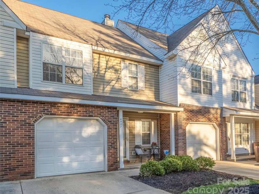 4507 Antelope Lane, Charlotte, NC 28269.  MLS# CAR4225453, YatesRealty ID 13277. 