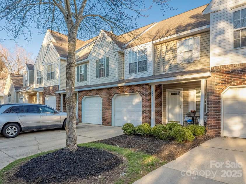 4507 Antelope Lane, Charlotte, NC 28269.  MLS# CAR4225453, YatesRealty ID 13277. 