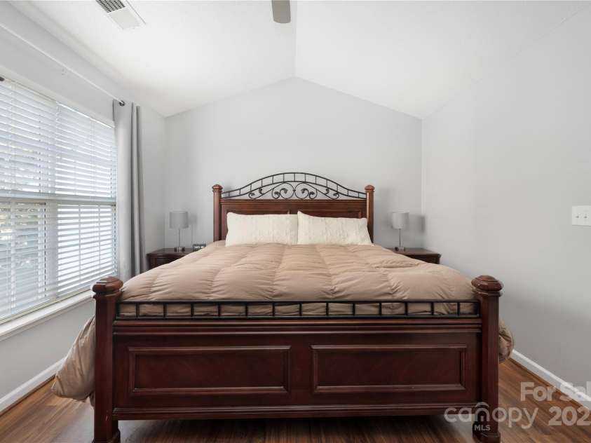 4507 Antelope Lane, Charlotte, NC 28269.  MLS# CAR4225453, YatesRealty ID 13277. 