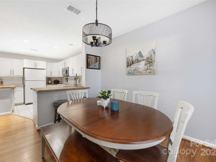 4507 Antelope Lane, Charlotte, NC 28269.  MLS# CAR4225453, YatesRealty ID 13277. Dining room