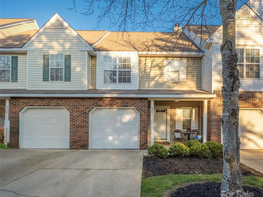 4507 Antelope Lane, Charlotte, NC 28269.  MLS# CAR4225453, YatesRealty ID 13277. Front of home
