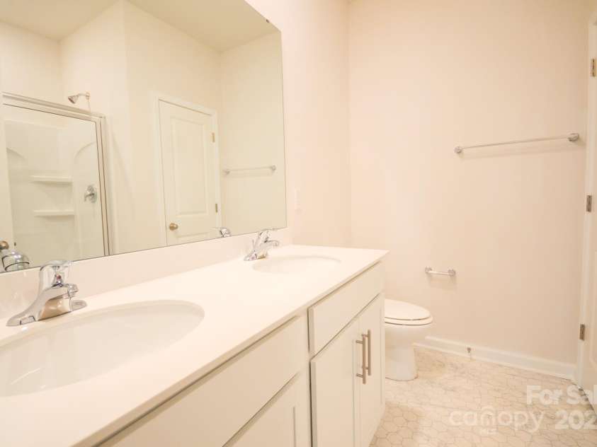 175 Farmwood Trail, Waynesville, NC 28786.  MLS# CAR4148467, YatesRealty ID 13278. 