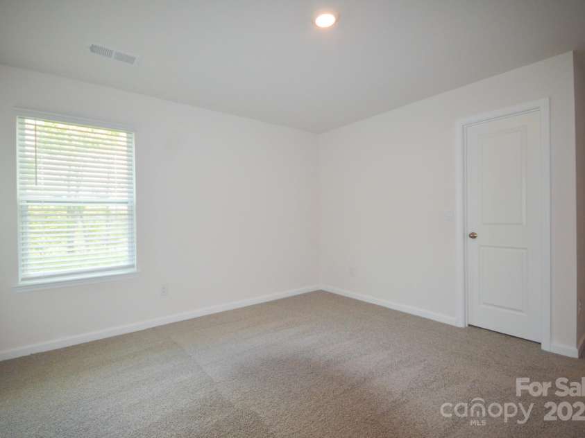 175 Farmwood Trail, Waynesville, NC 28786.  MLS# CAR4148467, YatesRealty ID 13278. 