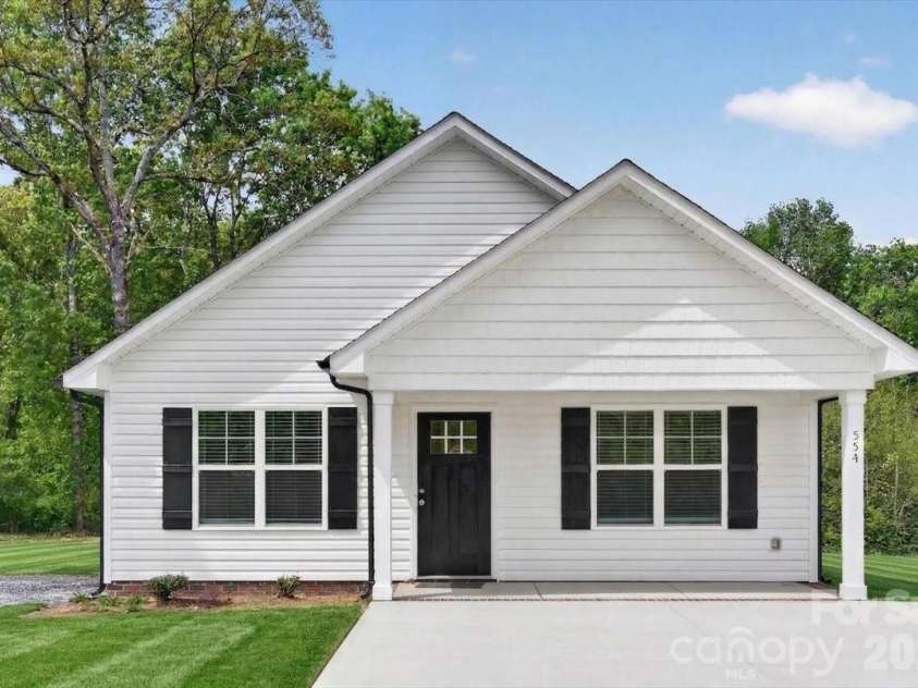 554 Claymon Road, Oakboro, NC 28129.  MLS# CAR4367584, YatesRealty ID 13278. 