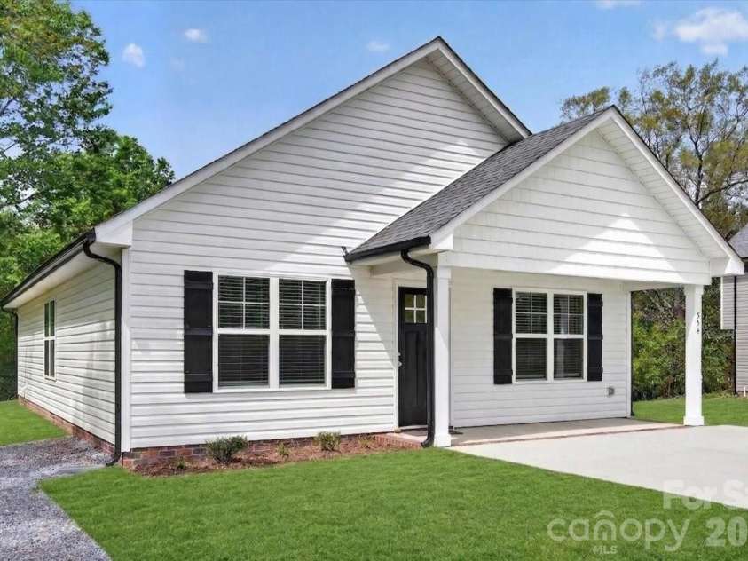 554 Claymon Road, Oakboro, NC 28129.  MLS# CAR4367584, YatesRealty ID 13278. 
