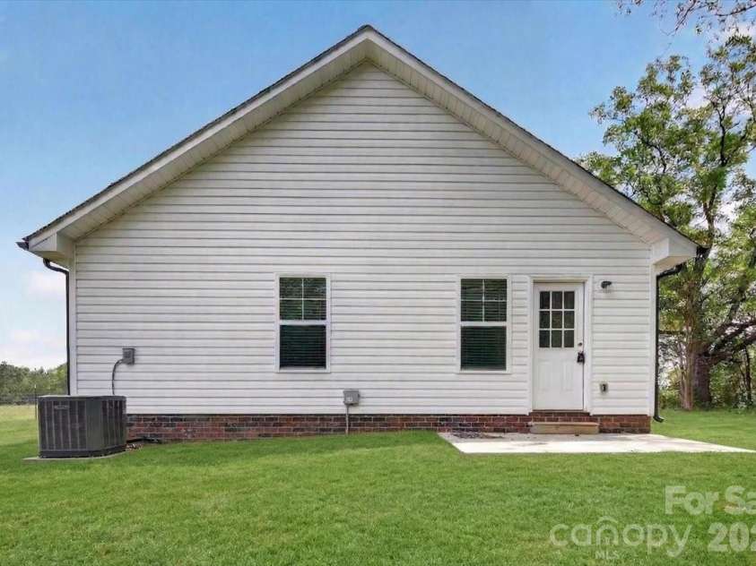 554 Claymon Road, Oakboro, NC 28129.  MLS# CAR4367584, YatesRealty ID 13278. 
