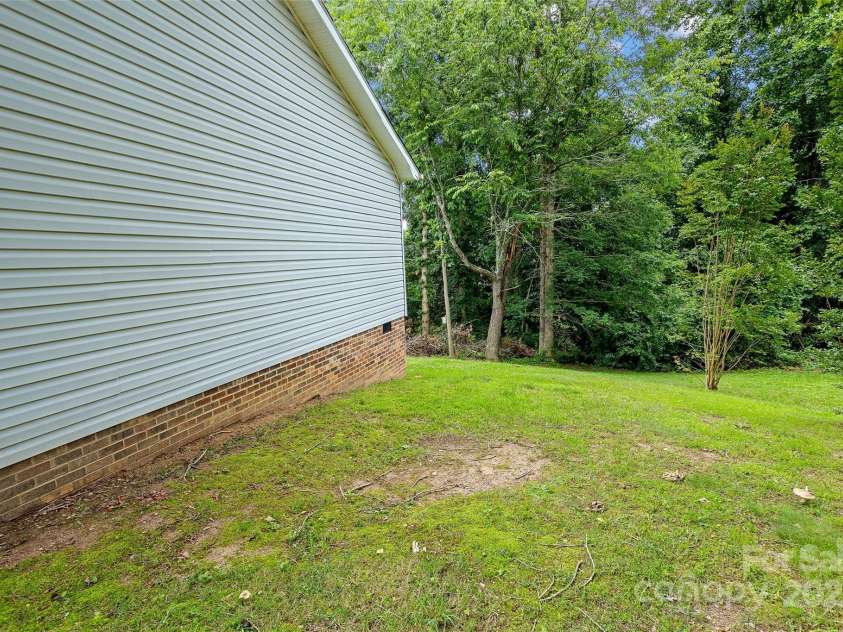 56 Founders Way, Arden, NC 28704.  MLS# CAR4272865, YatesRealty ID 13279. 