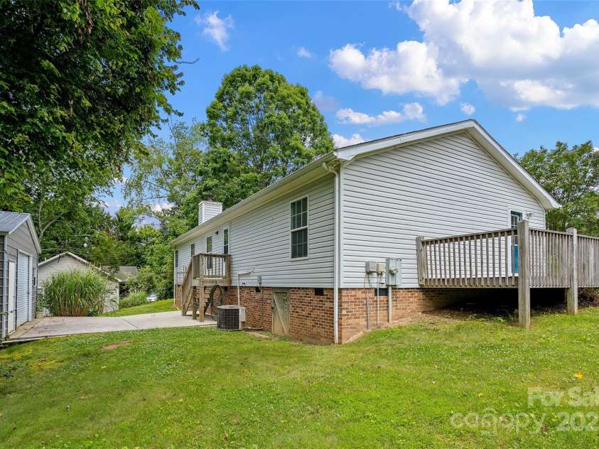 56 Founders Way, Arden, NC 28704.  MLS# CAR4272865, YatesRealty ID 13279. 