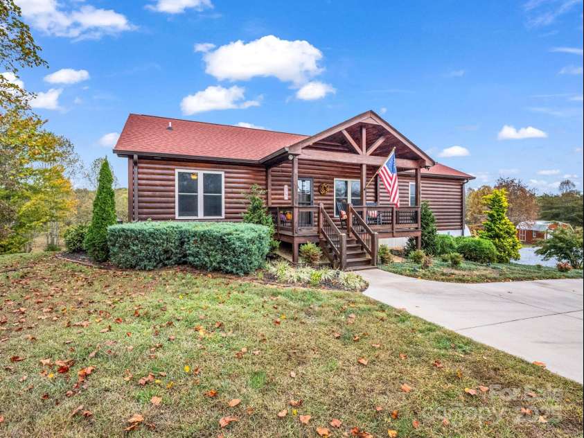 653 Moonlight Pass, Union Mills, NC 28167.  MLS# CAR4317464, YatesRealty ID 13280. 