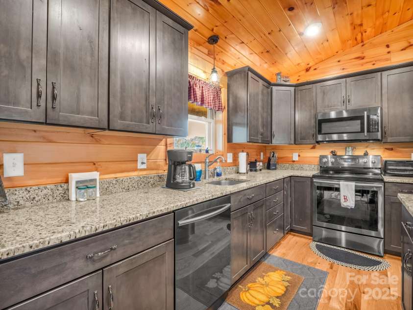 653 Moonlight Pass, Union Mills, NC 28167.  MLS# CAR4317464, YatesRealty ID 13280. 