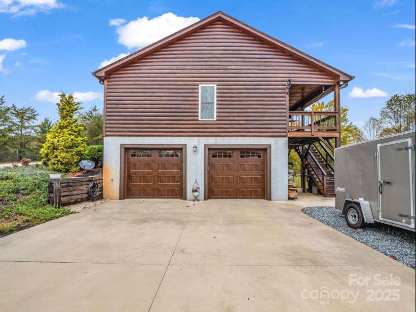 653 Moonlight Pass, Union Mills, NC 28167.  MLS# CAR4317464, YatesRealty ID 13280. 