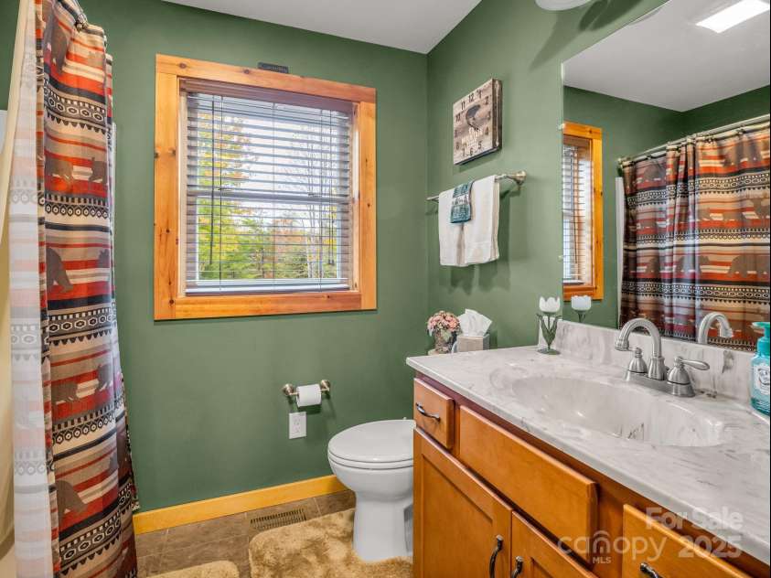 653 Moonlight Pass, Union Mills, NC 28167.  MLS# CAR4317464, YatesRealty ID 13280. Bathroom