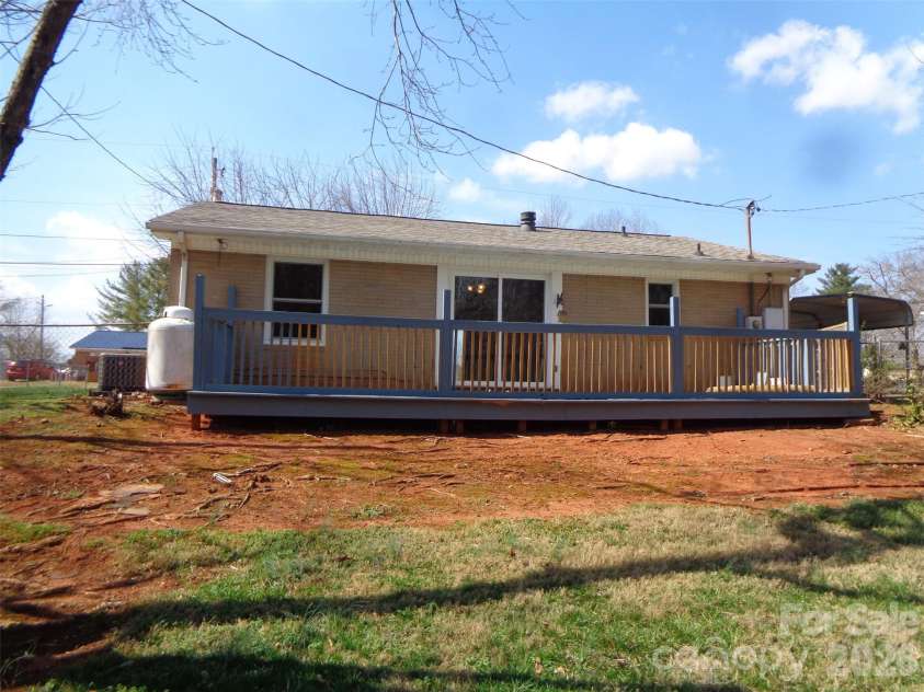 529 Harmon Street, Forest City, NC 28043.  MLS# CAR4353994, YatesRealty ID 13281. 