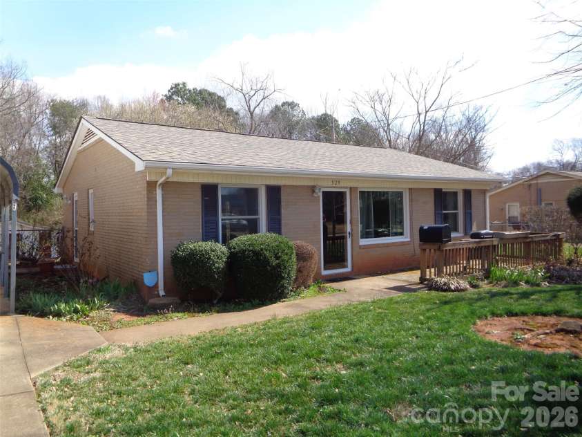529 Harmon Street, Forest City, NC 28043.  MLS# CAR4353994, YatesRealty ID 13281. 