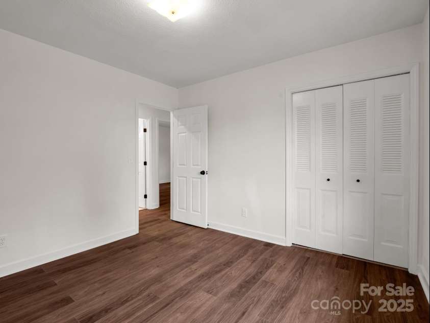 30 Patti Drive, Fletcher, NC 28732.  MLS# CAR4296193, YatesRealty ID 13283. 