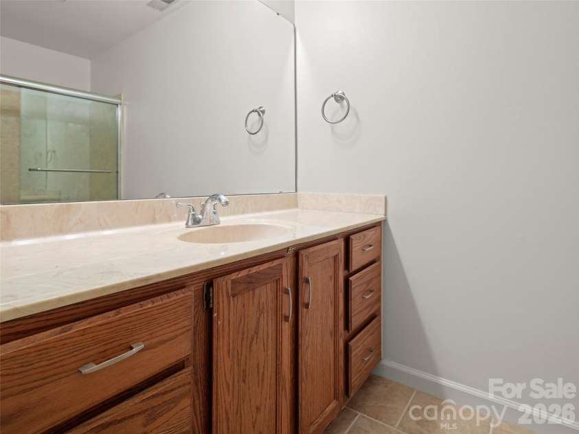 141 Deerlake Drive, Asheville, NC 28803.  MLS# CAR4363307, YatesRealty ID 13284. Full bath on main level
