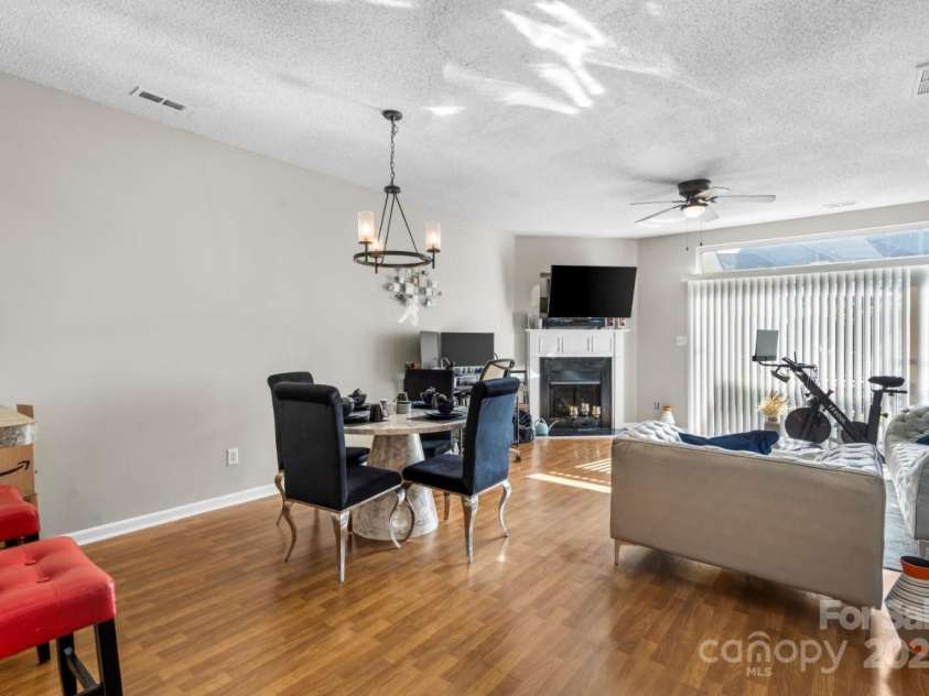 9068 Cinnabay Drive, Charlotte, NC 28216.  MLS# CAR4238215, YatesRealty ID 13285. 