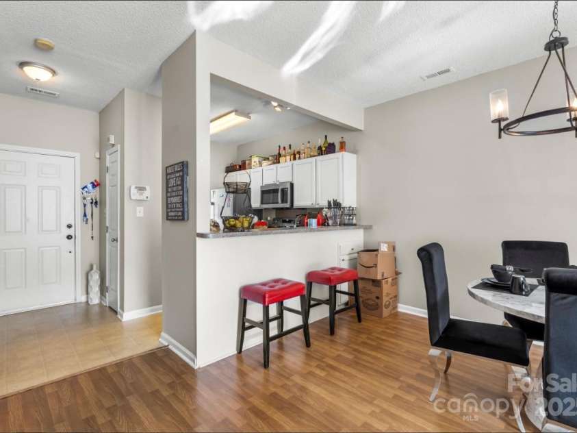 9068 Cinnabay Drive, Charlotte, NC 28216.  MLS# CAR4238215, YatesRealty ID 13285. 