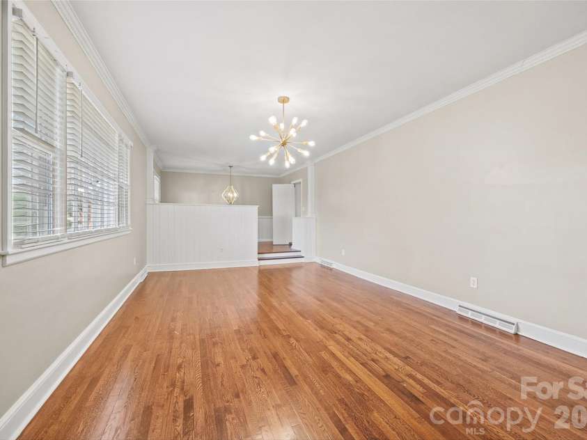 946 Scotch Drive, Gastonia, NC 28054.  MLS# CAR4349034, YatesRealty ID 13287. 
