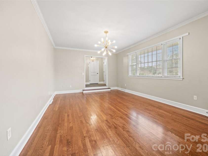 946 Scotch Drive, Gastonia, NC 28054.  MLS# CAR4349034, YatesRealty ID 13287. 