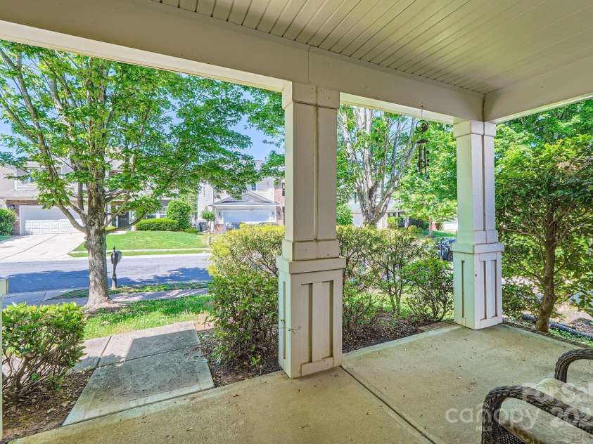 8919 Oransay Way, Charlotte, NC 28278.  MLS# CAR4248917, YatesRealty ID 13289. 