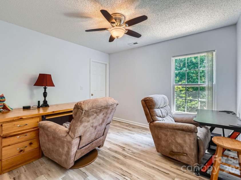 8919 Oransay Way, Charlotte, NC 28278.  MLS# CAR4248917, YatesRealty ID 13289. 