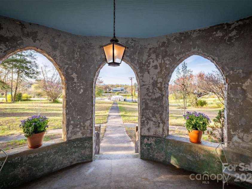 53 Hennessee Street, Morganton, NC 28655.  MLS# CAR4123414, YatesRealty ID 1329. 