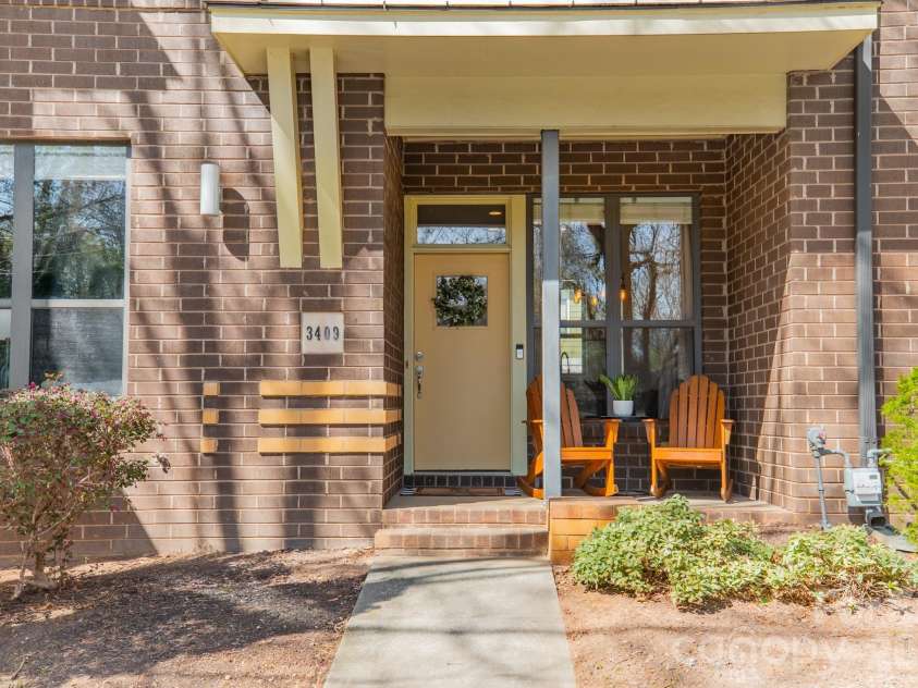 3409 Spencer Street, Charlotte, NC 28205.  MLS# CAR4357340, YatesRealty ID 13293. Front
