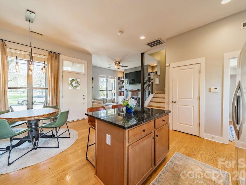 3409 Spencer Street, Charlotte, NC 28205.  MLS# CAR4357340, YatesRealty ID 13293. Kitchen