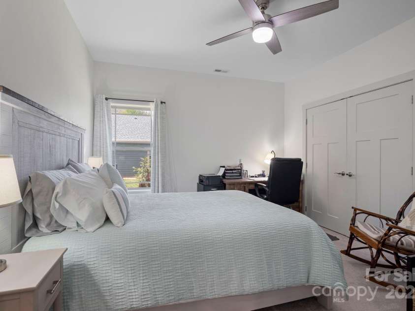 63 Junes Way, Waynesville, NC 28786.  MLS# CAR4255022, YatesRealty ID 13293. 