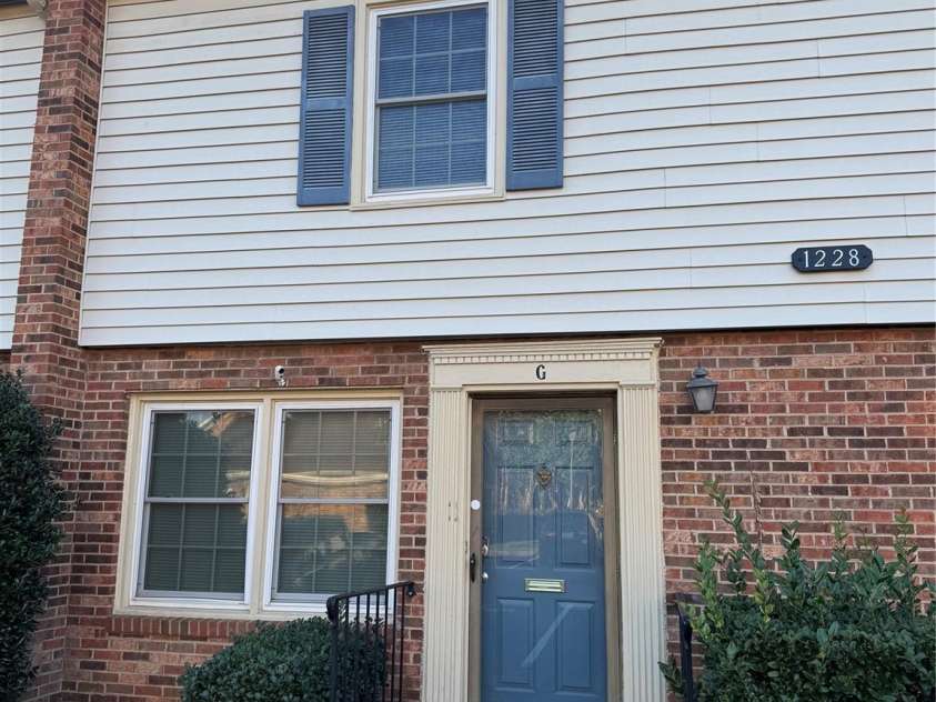 1228 Archdale Drive, Charlotte, NC 28217.  MLS# CAR4267920, YatesRealty ID 13294. 