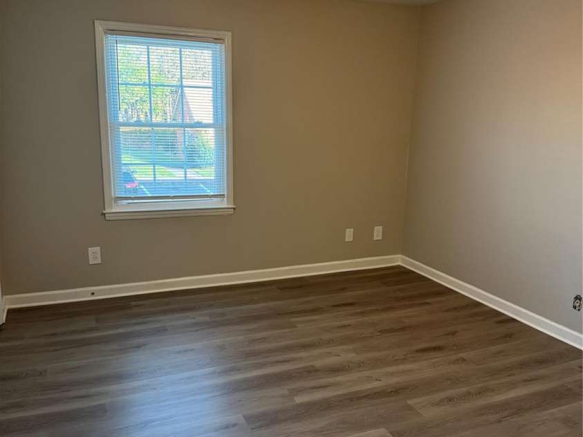 1228 Archdale Drive, Charlotte, NC 28217.  MLS# CAR4267920, YatesRealty ID 13294. 