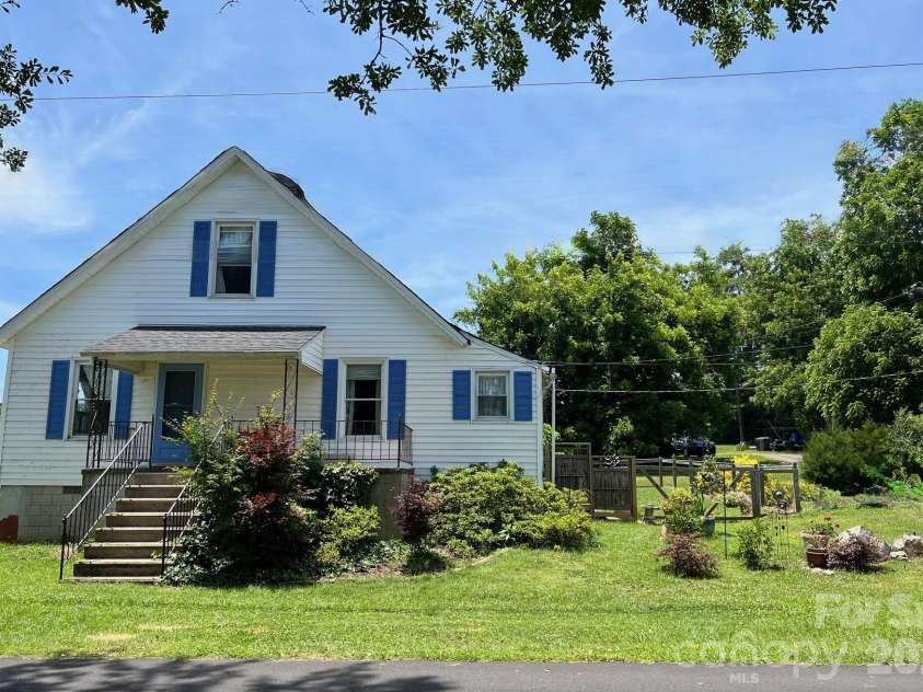 1203 Old Union Road, Lockhart, SC 29364.  MLS# CAR4352849, YatesRealty ID 13295. 