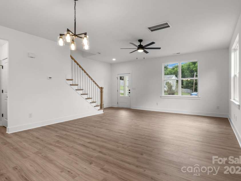 522 Herms Avenue, Mount Holly, NC 28120.  MLS# CAR4255119, YatesRealty ID 13295. 