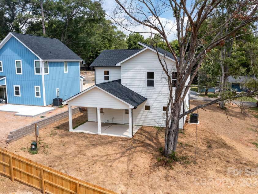 522 Herms Avenue, Mount Holly, NC 28120.  MLS# CAR4255119, YatesRealty ID 13295. 