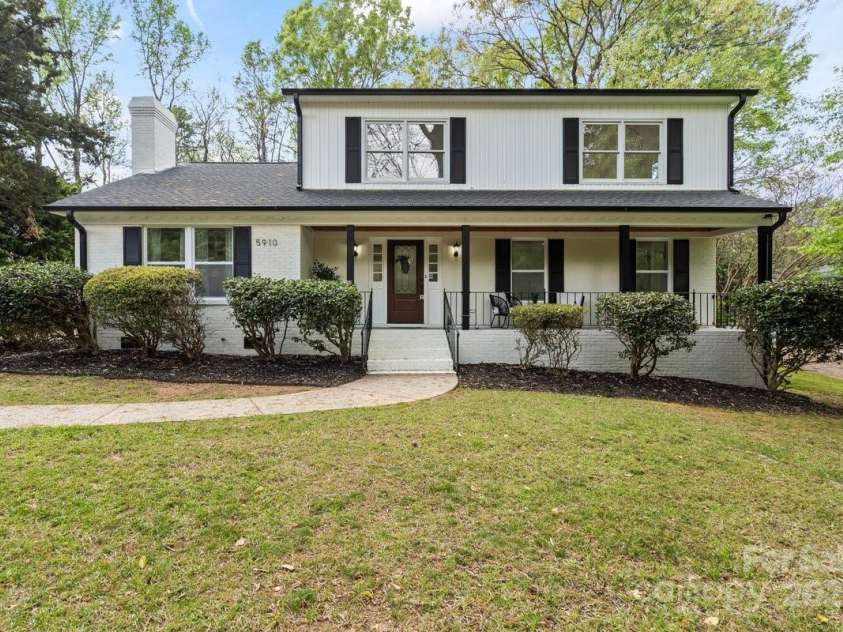 5910 Grosner Place, Charlotte, NC 28211.  MLS# CAR4257156, YatesRealty ID 13296. Enjoy sitting out on your front porch!