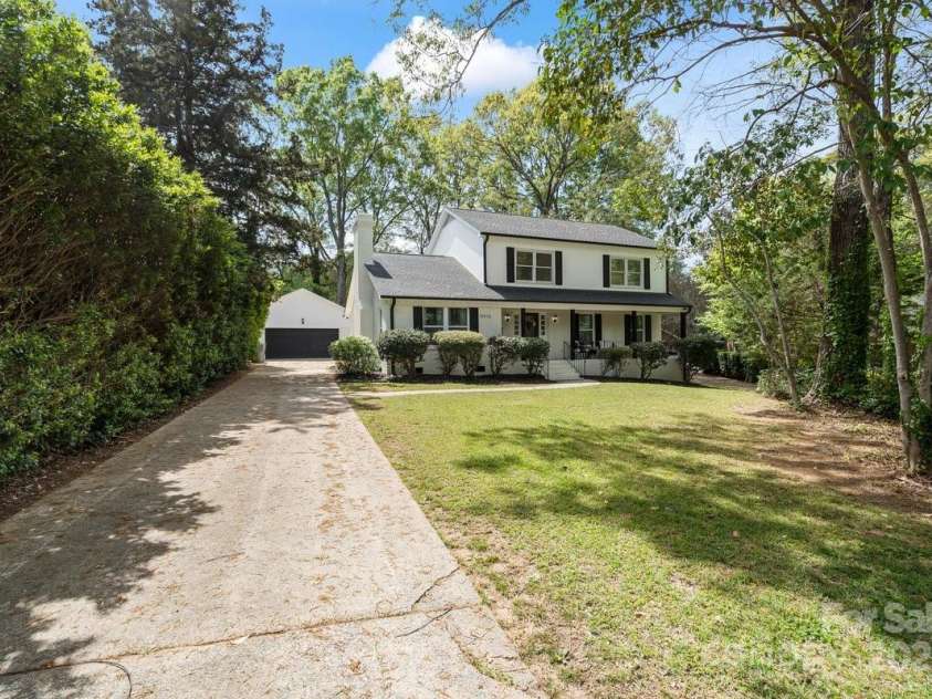 5910 Grosner Place, Charlotte, NC 28211.  MLS# CAR4257156, YatesRealty ID 13296. Plenty of parking and detached rear garage.
