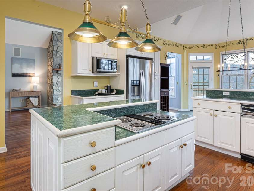 65 Timber Park Drive, Black Mountain, NC 28711.  MLS# CAR4344889, YatesRealty ID 13296. 