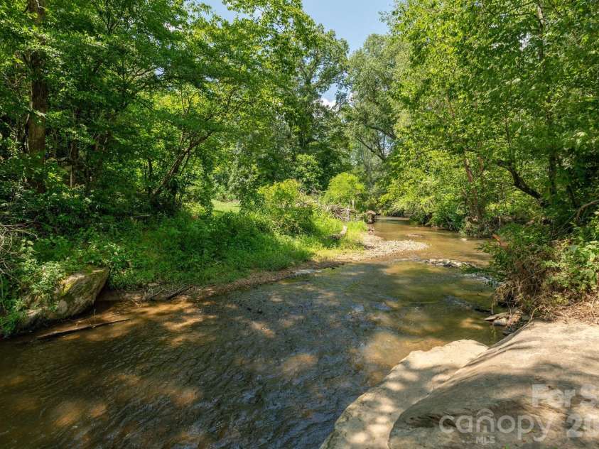 16 School House Road, Mills River, NC 28759.  MLS# CAR4355254, YatesRealty ID 13297. 