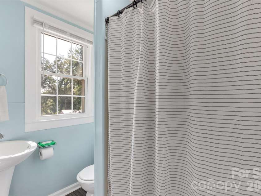 206 McConnell Street, Clover, SC 29710.  MLS# CAR4294359, YatesRealty ID 13297. 