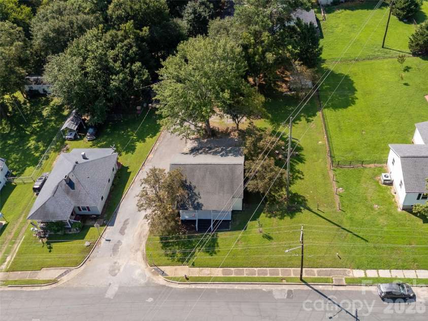 206 McConnell Street, Clover, SC 29710.  MLS# CAR4294359, YatesRealty ID 13297. 