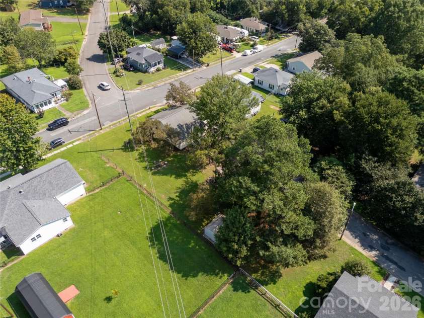 206 McConnell Street, Clover, SC 29710.  MLS# CAR4294359, YatesRealty ID 13297. 