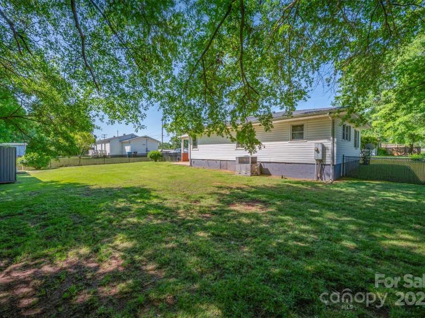 138 Hardin Road, Forest City, NC 28043.  MLS# CAR4253084, YatesRealty ID 13298. 