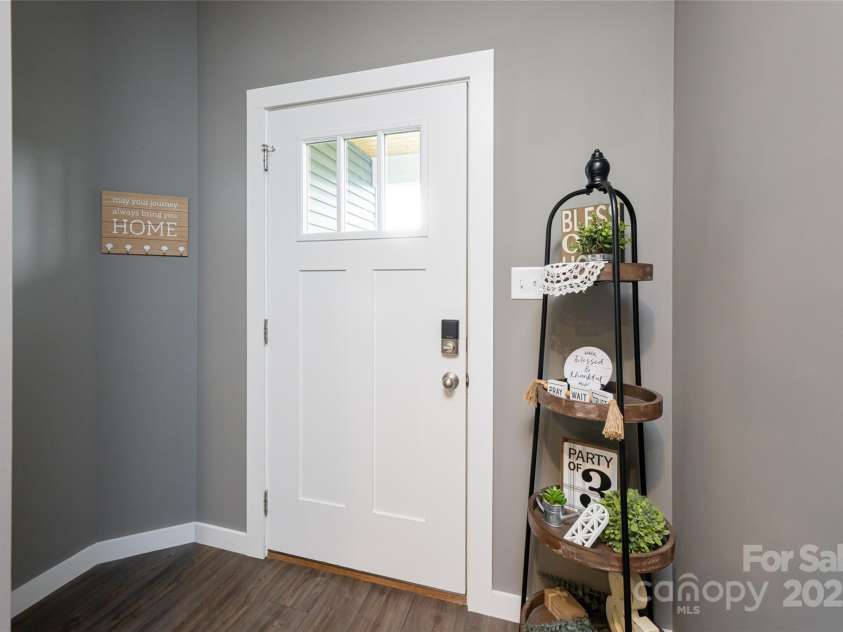 27 Sage Crest Loop, Weaverville, NC 28787.  MLS# CAR4266295, YatesRealty ID 13298. 