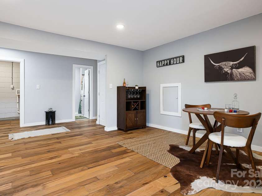 32 Whitaker View Road, Fairview, NC 28730.  MLS# CAR4257047, YatesRealty ID 13299. 